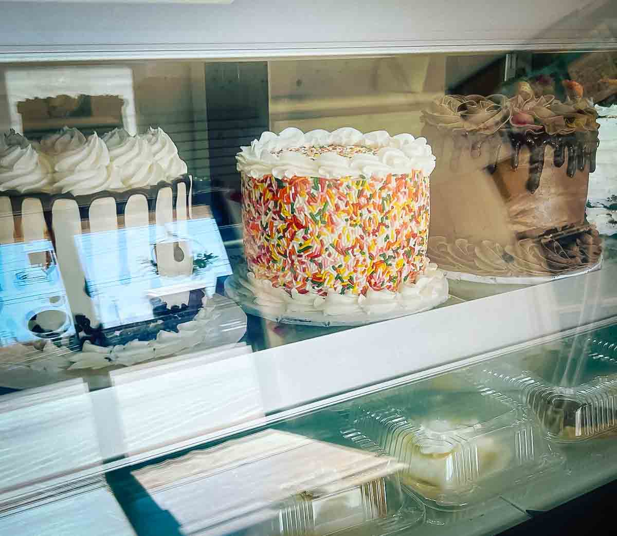 Cakes and Cupcakes -Cake Shop USA Marietta, GA | Marietta GA